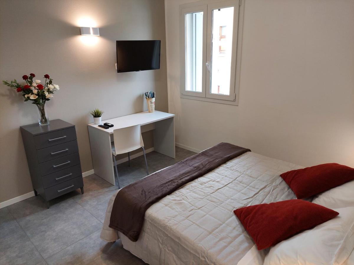 Residenza Delizia Camere & Appartamenti "Residenze Del Cuore" Verona Kültér fotó