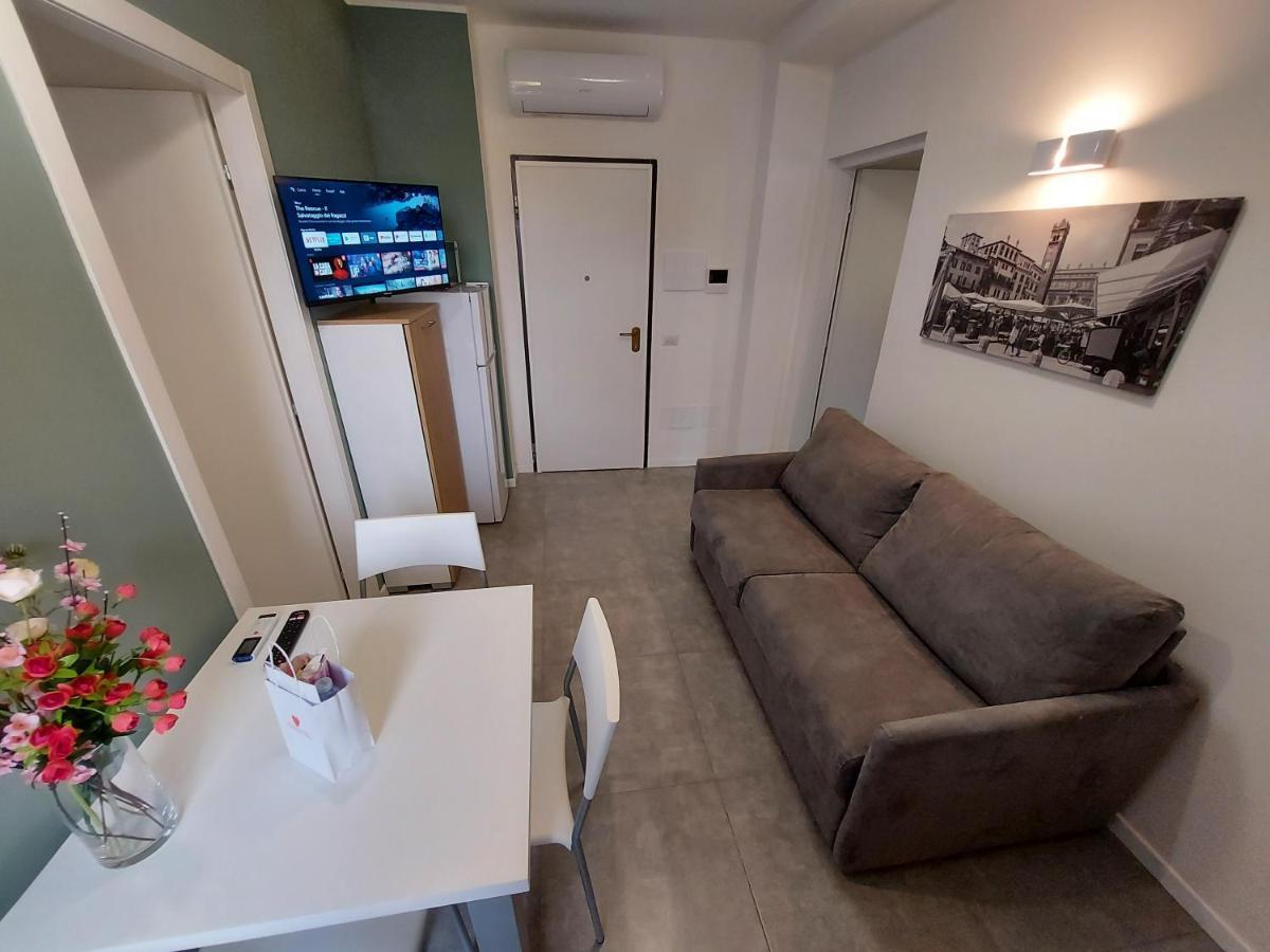 Residenza Delizia Camere & Appartamenti "Residenze Del Cuore" Verona Kültér fotó