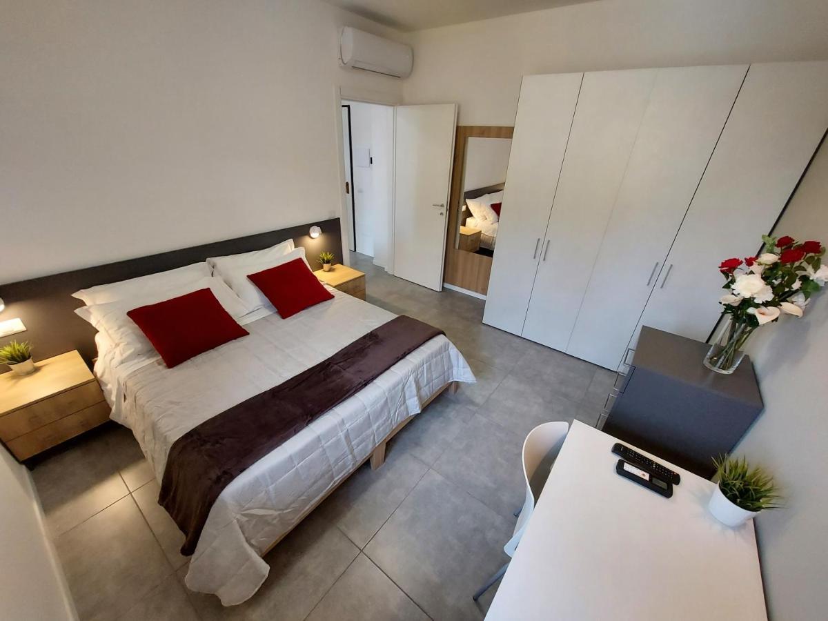 Residenza Delizia Camere & Appartamenti "Residenze Del Cuore" Verona Kültér fotó