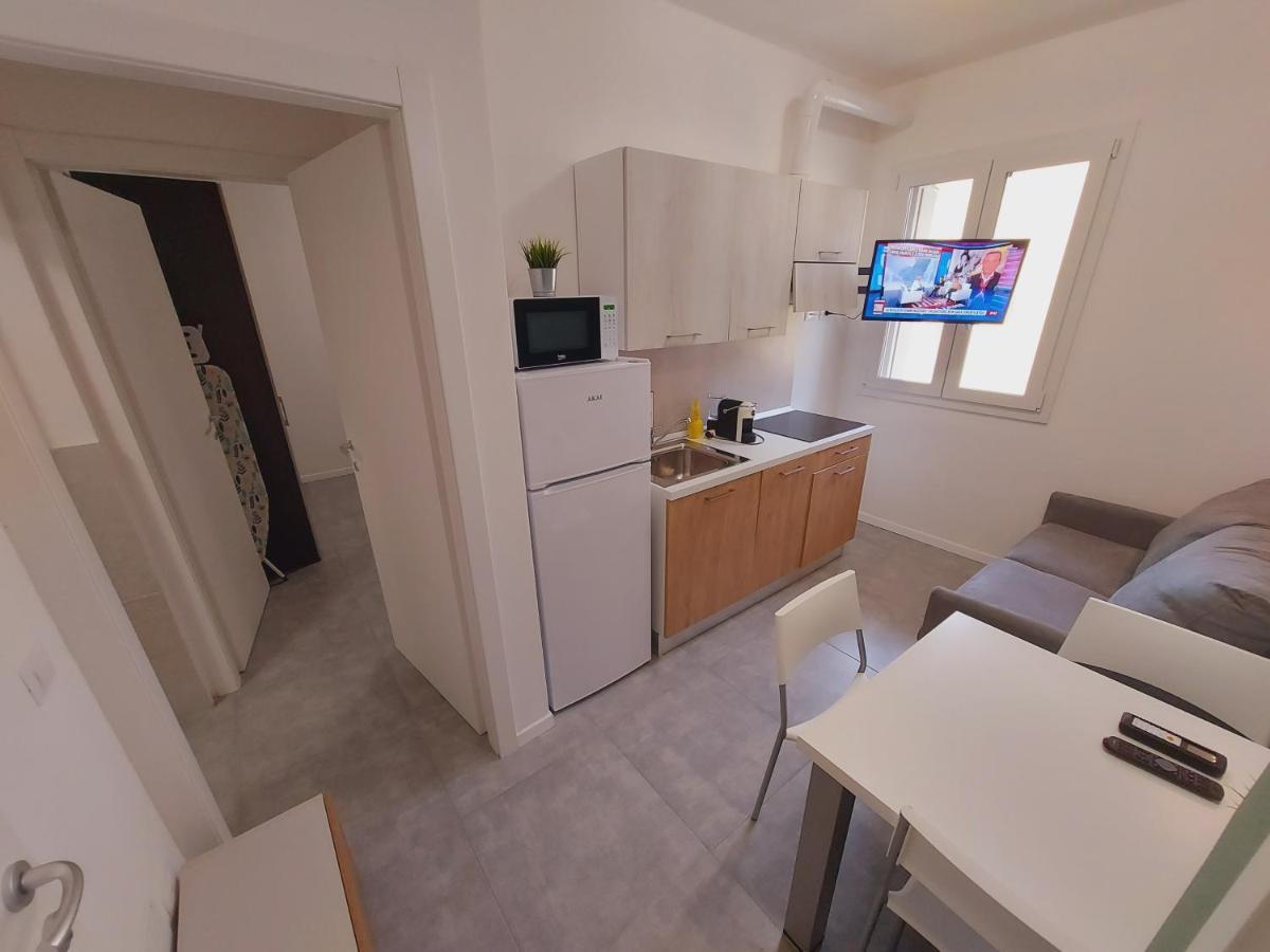 Residenza Delizia Camere & Appartamenti "Residenze Del Cuore" Verona Kültér fotó