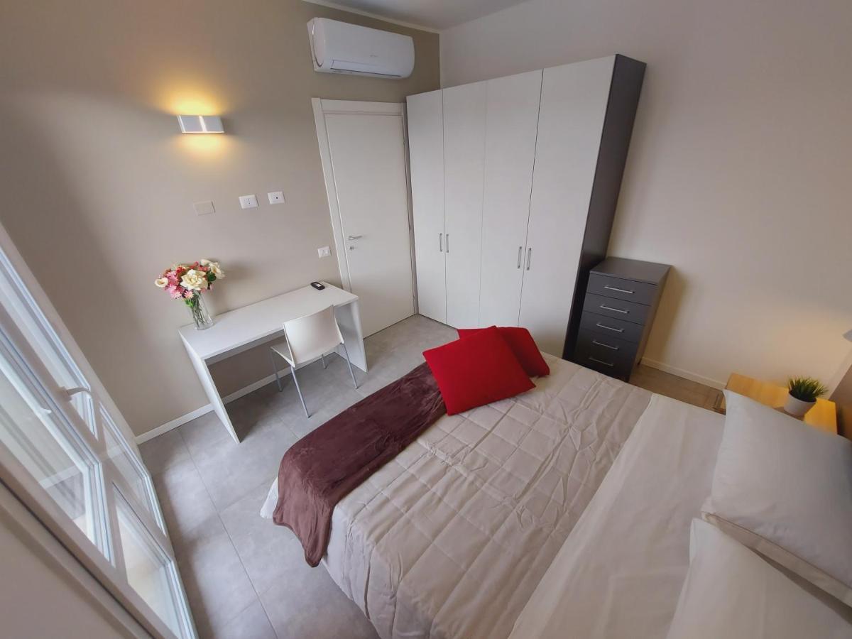 Residenza Delizia Camere & Appartamenti "Residenze Del Cuore" Verona Kültér fotó